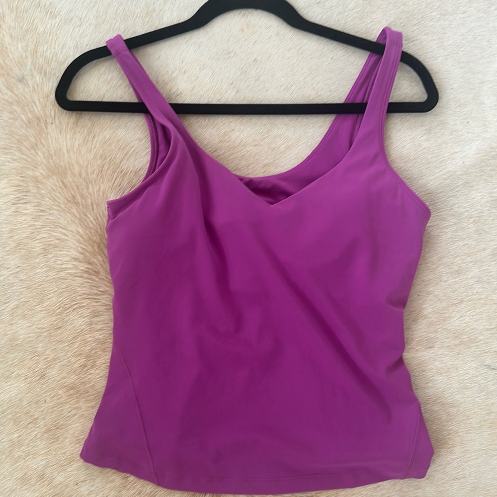 Lululemon align tank size 10 with pads